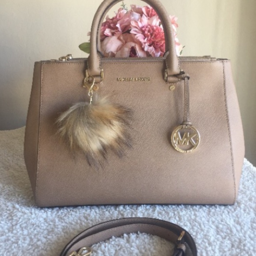 🍂Large Dune Michael Kors Sutton🍂